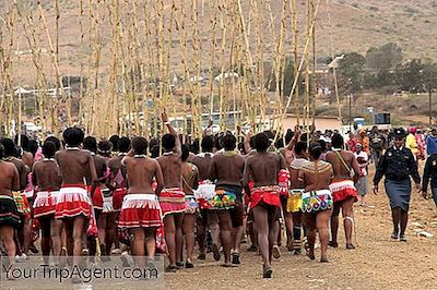 Sebuah Pengantar Untuk Gaun Tradisional Afrika Selatan