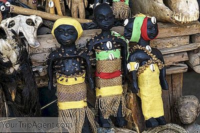 ガーナで今日のブードゥー教のスピリチュアリティーを見る