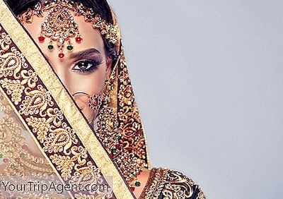 Die 10 Besten Bollywood-Filme, Die Sie Auf Netflix Ansehen Müssen