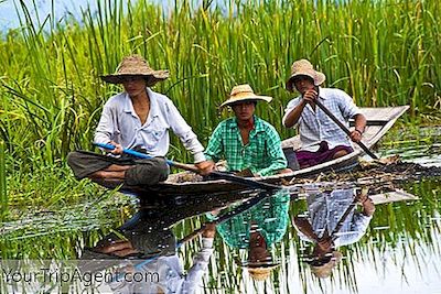 Alt Du Behøver At Vide Om Myanmars Traditionelle Kjole-Design