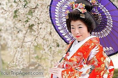 Une Brève Histoire Du Kimono Japonais