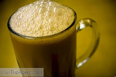 Eine Kurze Geschichte Von Teh Tarik, Malaysias Nationalgetränk