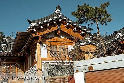 Bukchon Hanok Village Mungkin Menjadi Rahasia Terbaik Korea Selatan