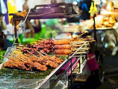 캄보디아 프놈펜에서 캄보디아 거리 음식을 먹을 수있는 좋은 곳