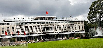 Ho Chi Minh-Staden V Saigon: Varför Vietnams Största Stad Har Två Namn