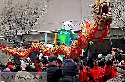 Kuinka Juhlistaa Kiinalainen Uusivuosi Montrealissa