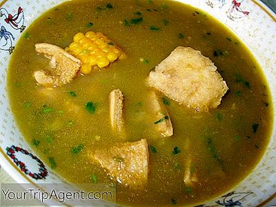 Een Beknopte Geschiedenis Van Dominican Sancocho, Een 7-Vleesstoofpot