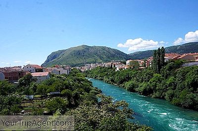 De 11 Vakreste Byene I Bosnia