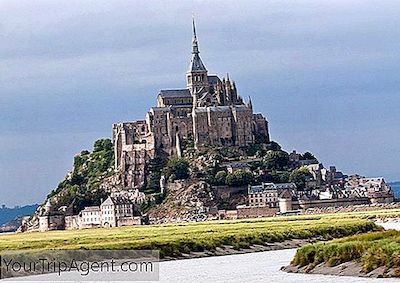 Les 15 Plus Beaux Châteaux Médiévaux Du Monde