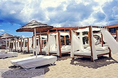 Os 7 Melhores Clubes De Praia Em Ibiza