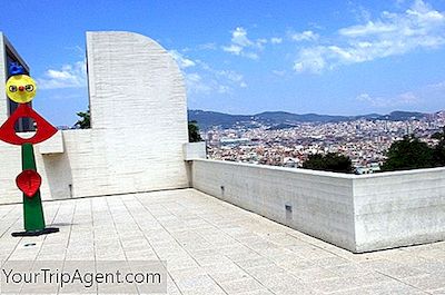 7 Patung-Patung Terbesar Joan Miró