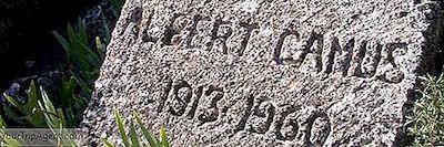 หนังสือที่ดีที่สุดโดย Albert Camus คุณควรอ่าน