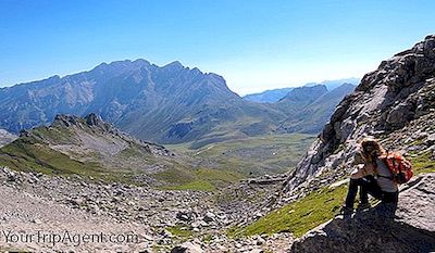 Las Mejores Rutas De Senderismo En Los Picos De Europa, España