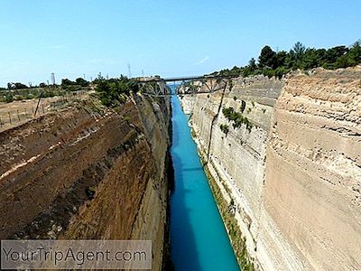 Une Brève Histoire Du Canal De Corinthe