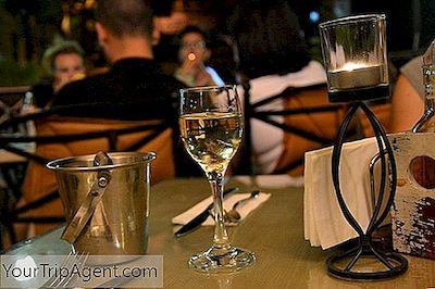 Uma Breve História De Rakia, Bebida Nacional Da Bulgária