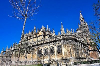 Sejarah Singkat Katedral Seville
