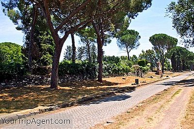 En Kort Historie Av Via Appia Antica, Roms Eldste Vei