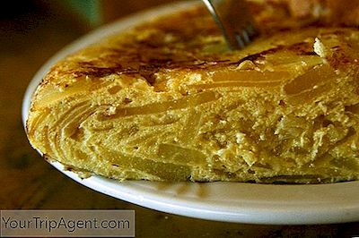 Tất Cả Mọi Thứ Bạn Cần Biết Về Omelet Tây Ban Nha