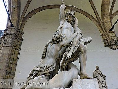 フィレンツェの屋外彫刻とあなたが見る必要がある彫像