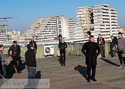 Die Regisseure Von 'Gomorrah' Erweitern Ihre Tätigkeit Für Die Neueste Saison Des Italienischen Dramas
