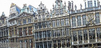 Une Visite Historique De Bruxelles: Sites Touristiques Et Sites Patrimoniaux