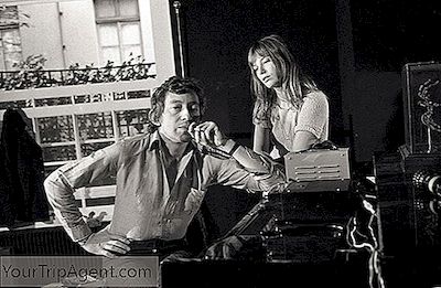 Les Belles Chansons Françaises: 9 เพลงที่ยิ่งใหญ่ที่สุดในฝรั่งเศสชานสัน