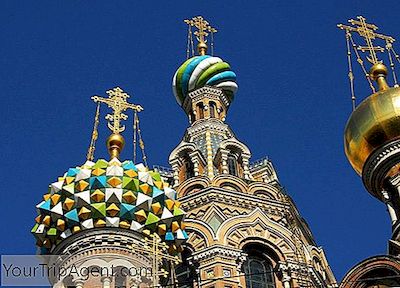 サンクトペテルブルクの最も美しい教会