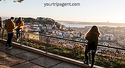 Top 10 Điều Cần Làm Và Nhìn Thấy Ở Alfama, Lisbon