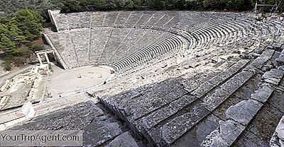 En Mycket Kort Historia Av Epidaurus Forntida Teater, Grekland