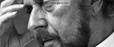 Yiannis Ritsos'Un 5 Klasik Yunan Şiirini Okumalısınız