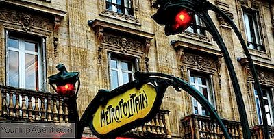 Paris'In En Güzel Art Nouveau Metro İstasyonları 10