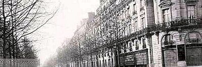 Valon Kaupungin Takana Oleva Mies: Baron Haussmann