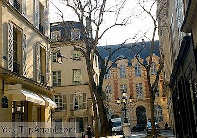 Place De Furstenberg, A Praça Mais Charmosa De Paris
