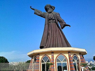 Eğer Rumi'Yi Seviyorsanız, Bu Orta Doğu Şairlerinin Okunması Gerekir