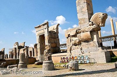 なぜペルセポリスの古代遺跡は、古代世界の偉大な驚異の一つです