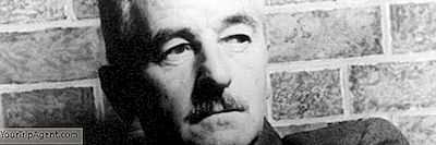 9 Buku Terbaik Dengan William Faulkner Anda Perlu Baca