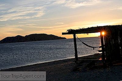 Seikkailun Matkailijan Opas Bahia De Los Angelesille