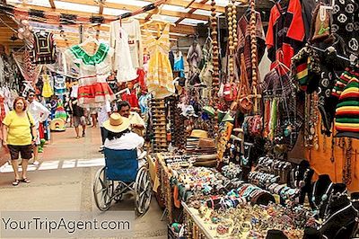 Chợ Trời Ngon Nhất Tại Downtown Cancun