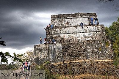 Una Guía Para Las Ruinas Aztecas De México