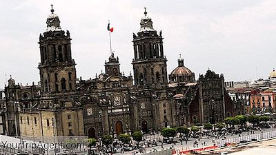 60 초 만에 멕시코 시티의 메트로폴리탄 성당의 역사