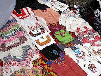 Wo Kann Man Traditionelle Mexikanische Kleidung Kaufen? In Mexiko-Stadt