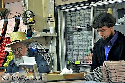 Por Que Os Homens Amish Usam Barbas Com Bigodes