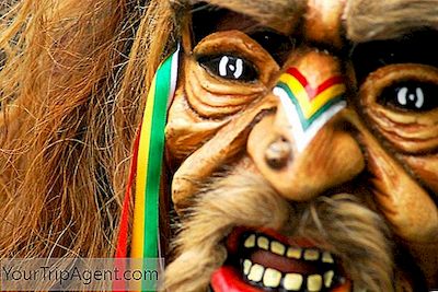 8 Pesta Bolivian Dan Parade Yang Di Luar Dunia Ini