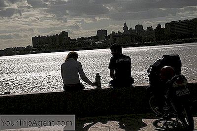 9 Uruguayans ศุลกากรเท่านั้นที่จะเข้าใจ