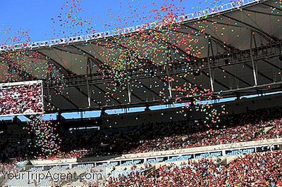 Brasilien Fodboldstadier: Fra World Cup Arenaer Til Hvide Elefanter