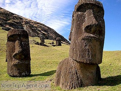 Sejarah Singkat Patung Moai Luar Biasa Pulau Paskah