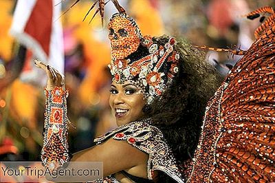 Comment A Commencé Le Carnaval Au Brésil