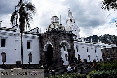 Các Nhà Thờ Lịch Sử Đẹp Nhất Ở Quito