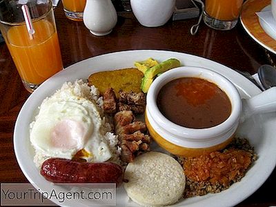 Warum Kolumbianisches Gericht Bandeja Paisa Sollte Mit Einem Warnschild