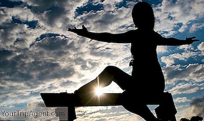 Boston'Da Denemek İçin En İyi 10 Yoga Stüdyosu